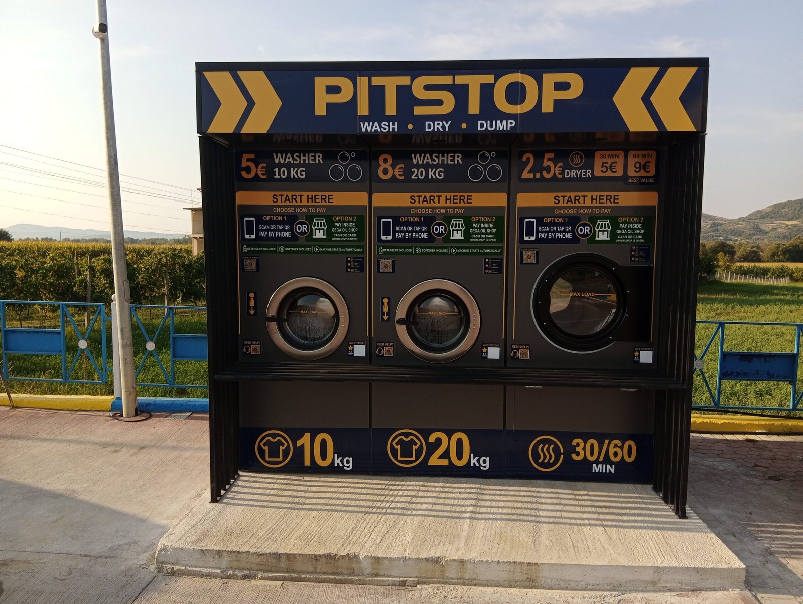 Pitstop self-service laundry and motorhome kiosk at Rrogozhinë