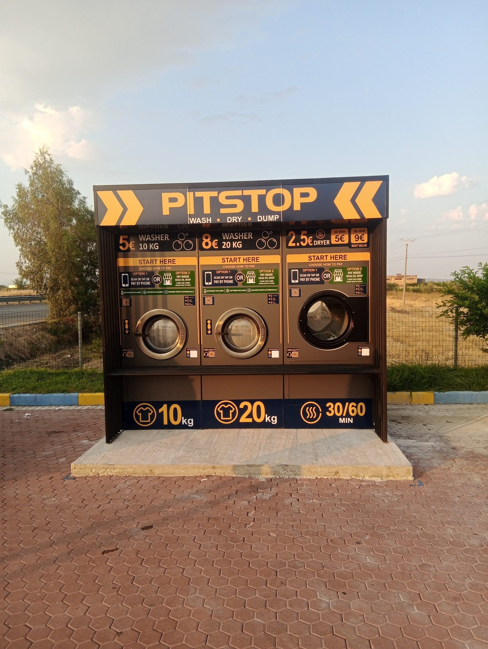Pitstop eSIM information panel on the Savër laundry kiosk